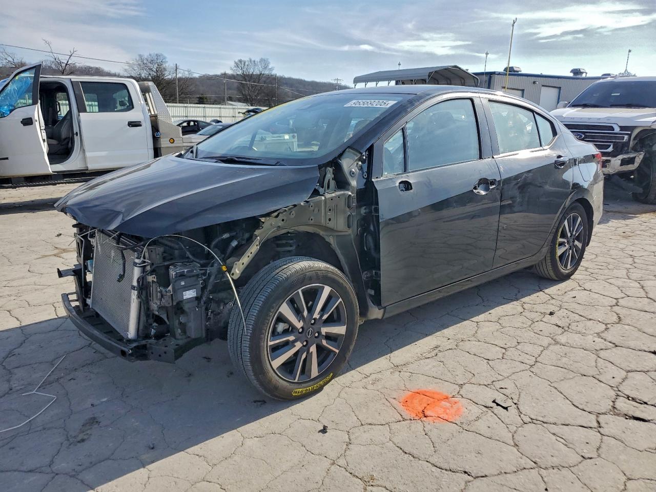 Nissan Versa Sv Image 1
