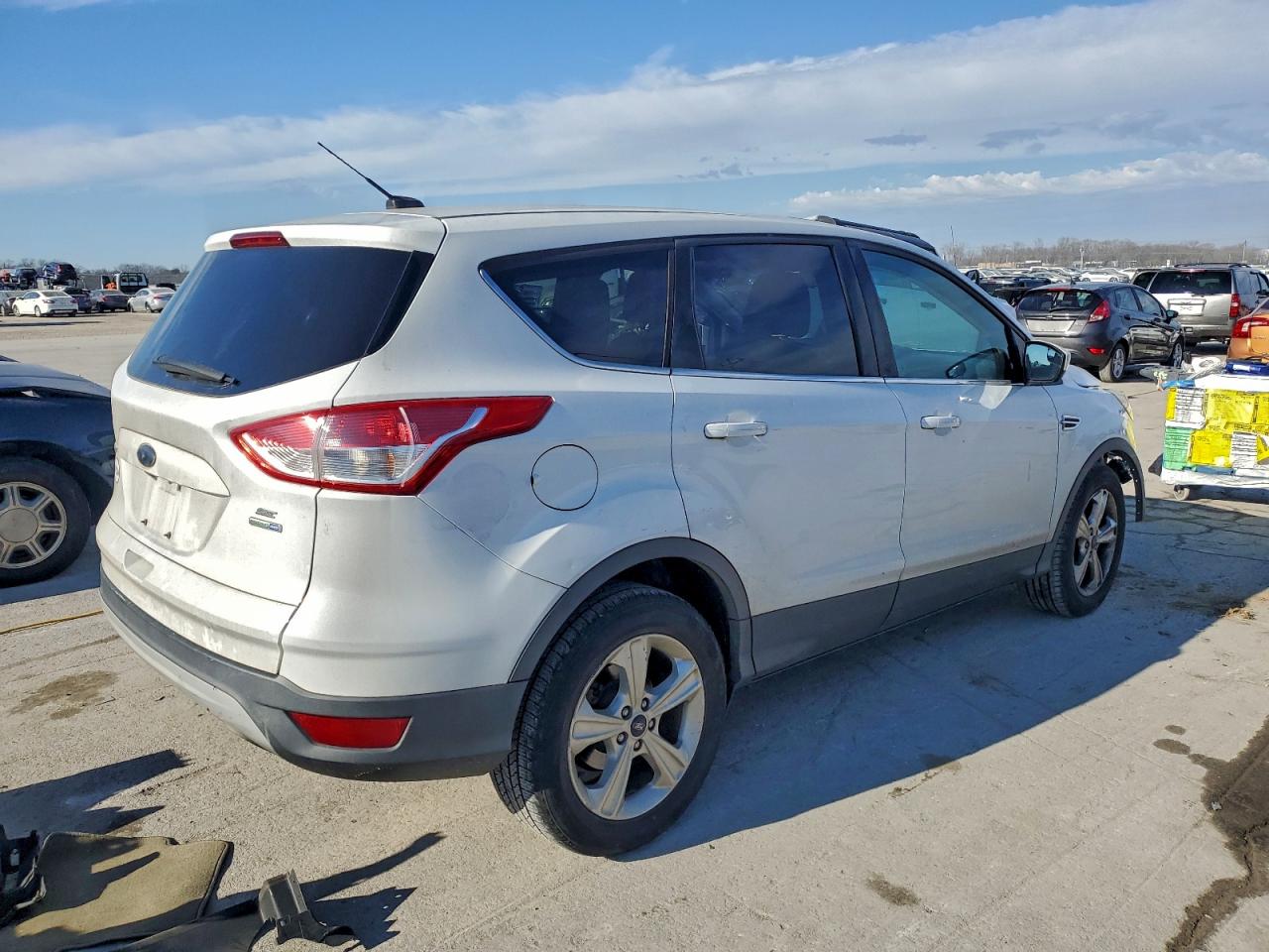 Ford Escape Se Image 2