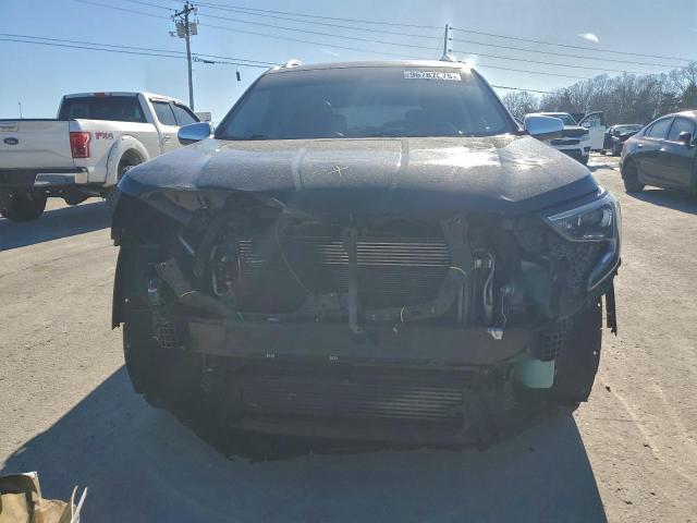 GMC Terrain Denali Image 8