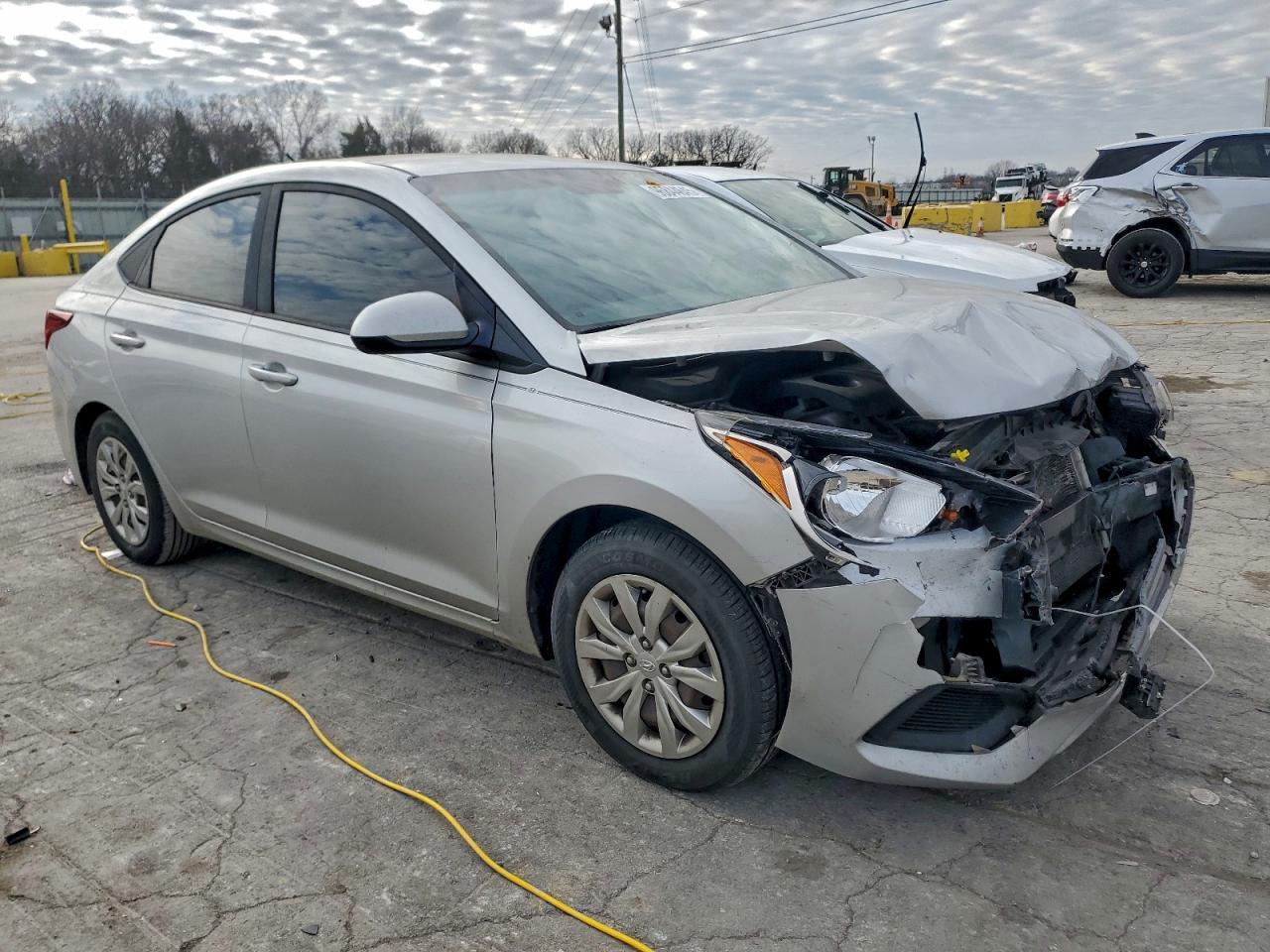 Hyundai ACCENT Se Image 12