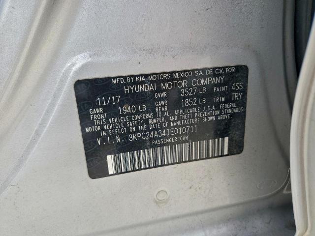 Hyundai ACCENT Se Image 8