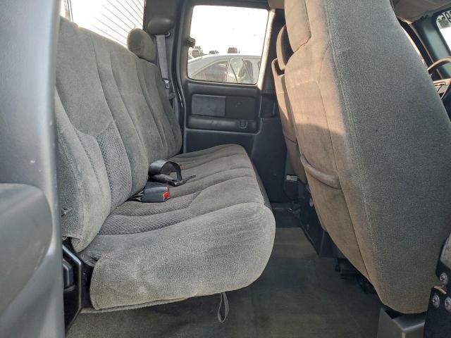 Chevrolet Silverado K2500 Heavy Duty Image 7