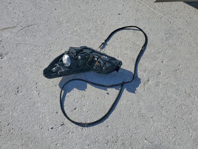 Subaru Outback 2.5i Limited Image 13