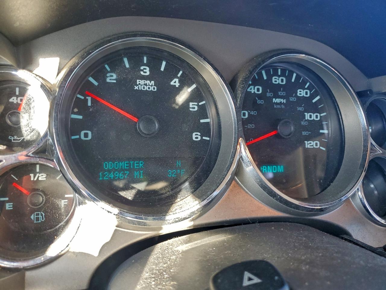 Chevrolet Silverado K1500 Lt Image 12