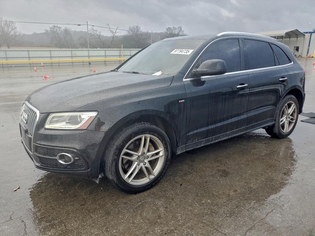 Audi Q5 Premium Plus Image 1