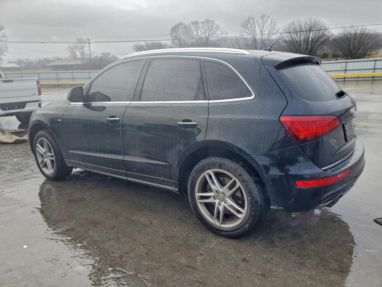 Audi Q5 Premium Plus Image 9