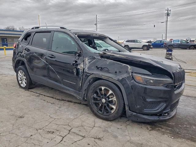 Jeep Grand Cherokee Latitude Image 3