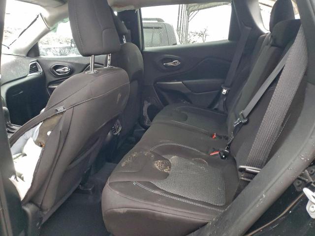 Jeep Grand Cherokee Latitude Image 11