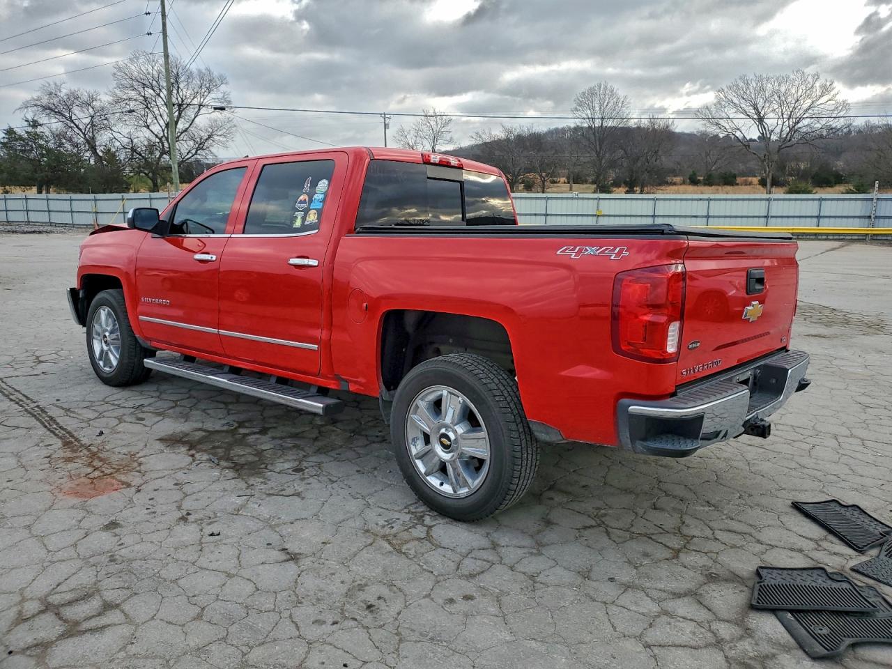 Chevrolet Silverado K1500 Ltz Image 2