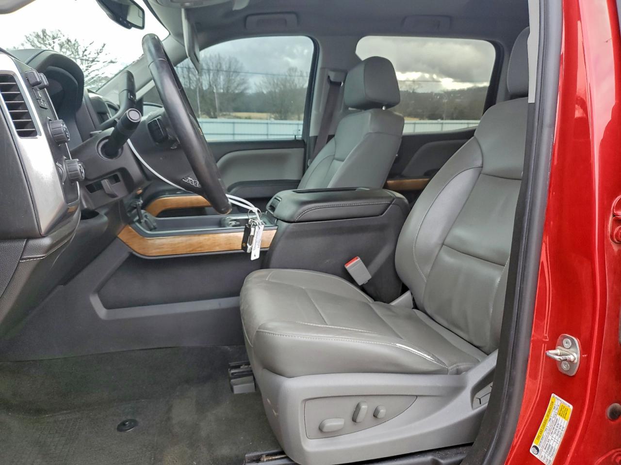 Chevrolet Silverado K1500 Ltz Image 12