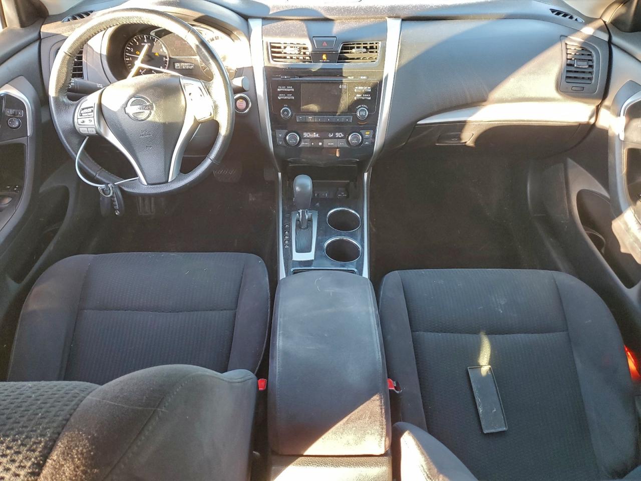 Nissan Altima 2.5 Image 11