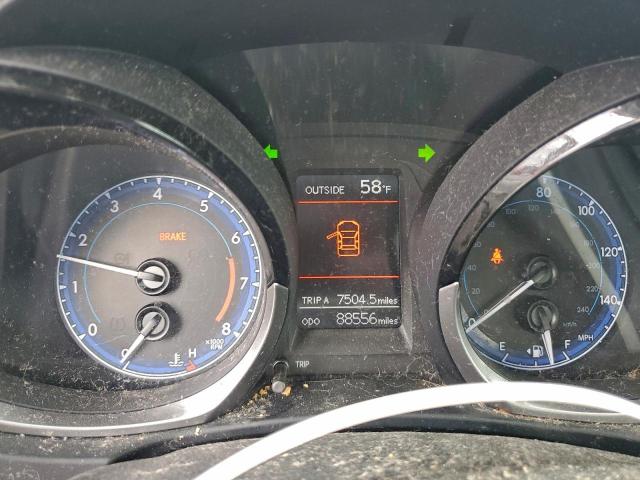 Toyota Corolla L Image 6