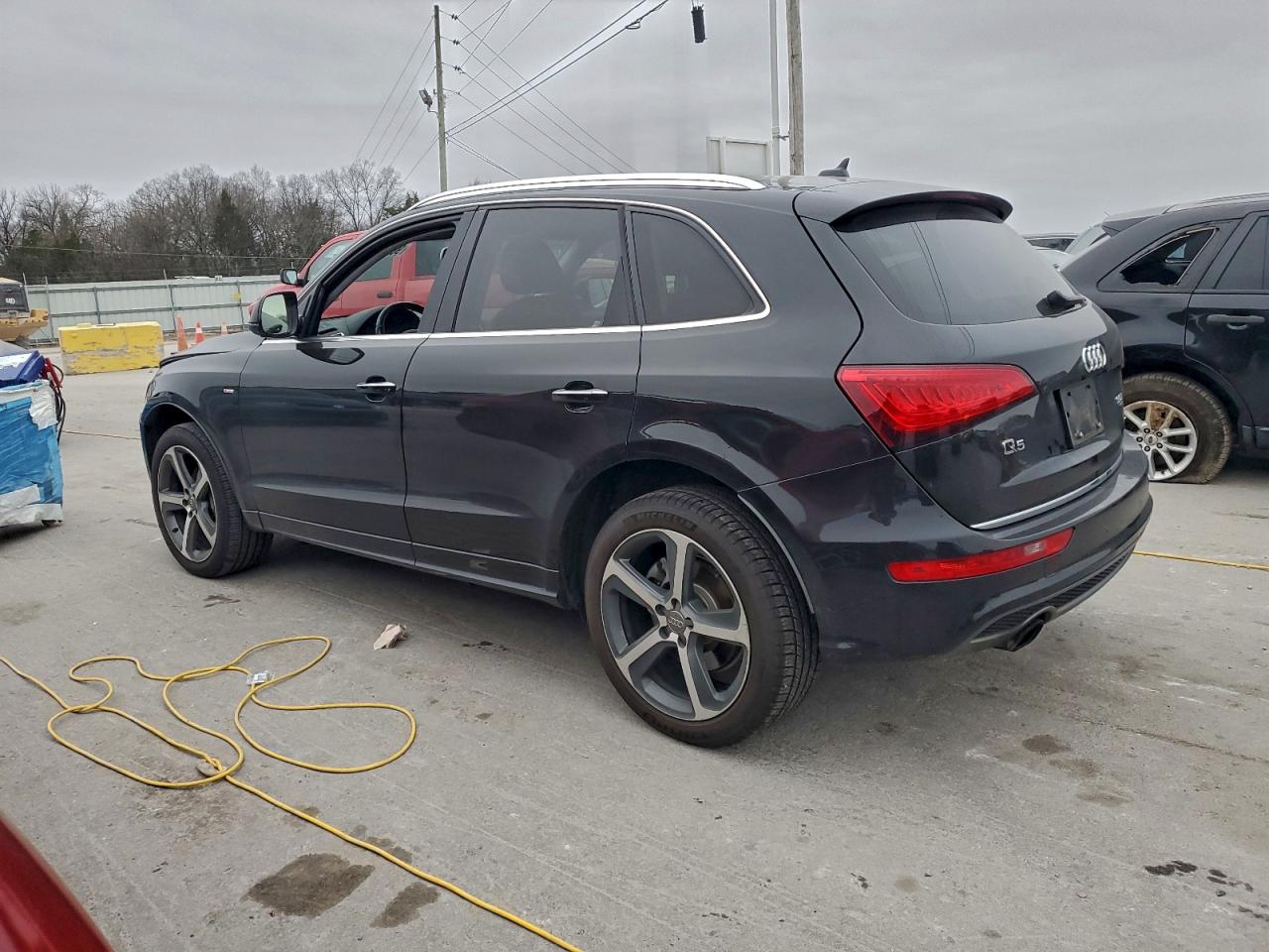 Audi Q5 Premium Plus Image 10