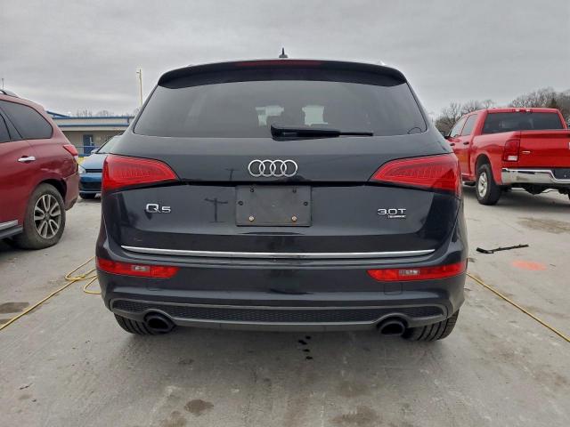 Audi Q5 Premium Plus Image 11