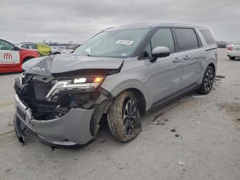  Salvage Kia Carnival