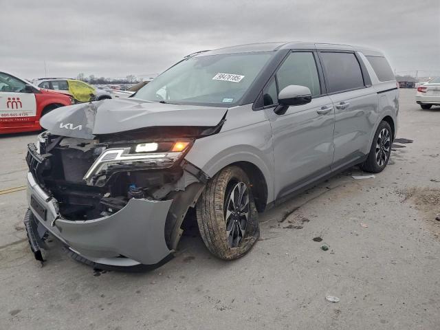  Salvage Kia Carnival