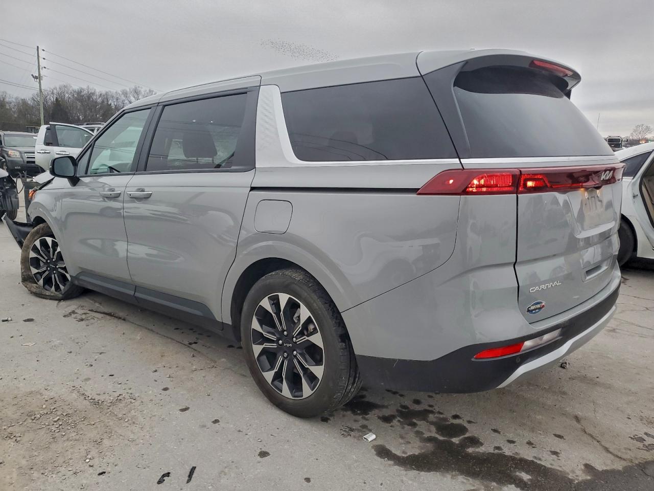Kia Carnival Ex Image 13