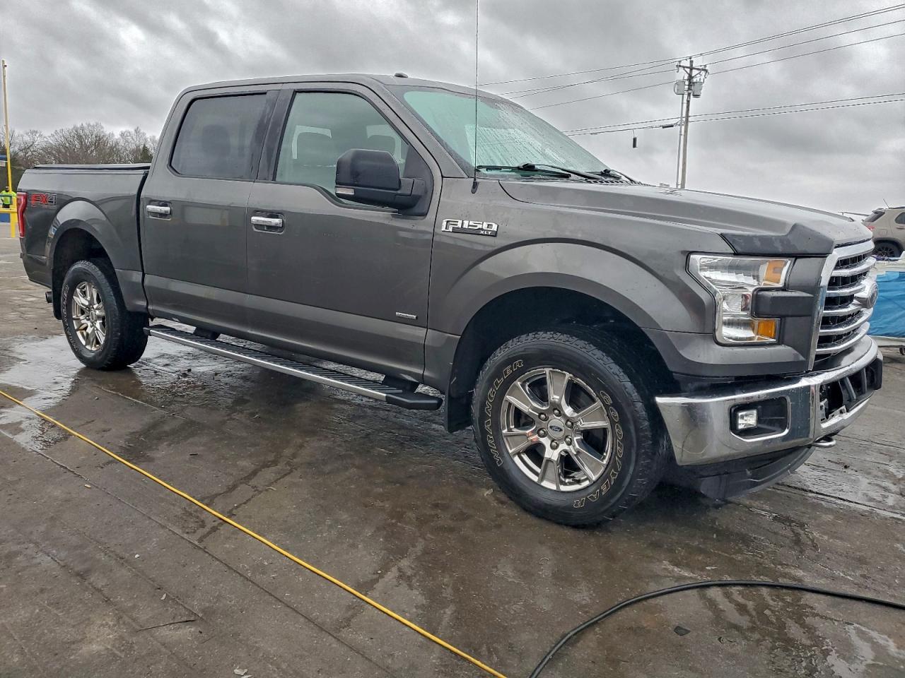 Ford F-150 Supercrew Image 2