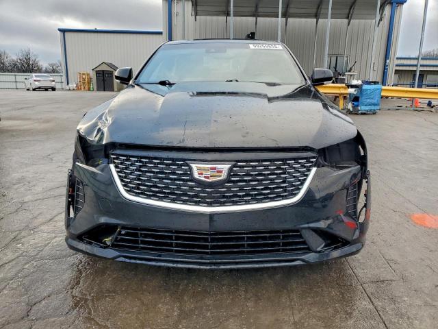 Cadillac CT4 Premium Luxury Image 3