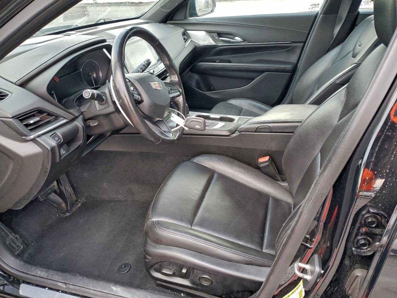 Cadillac CT4 Premium Luxury Image 13