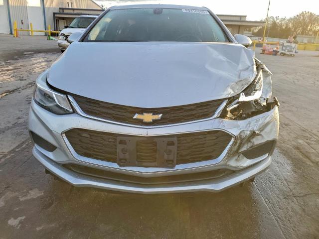 Chevrolet Cruze Lt Image 11
