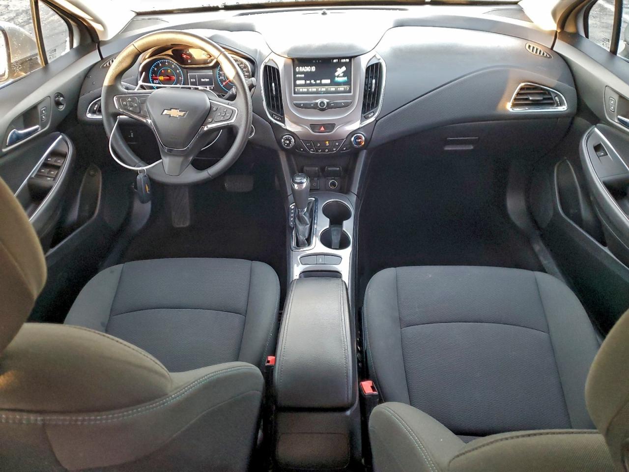 Chevrolet Cruze Lt Image 5