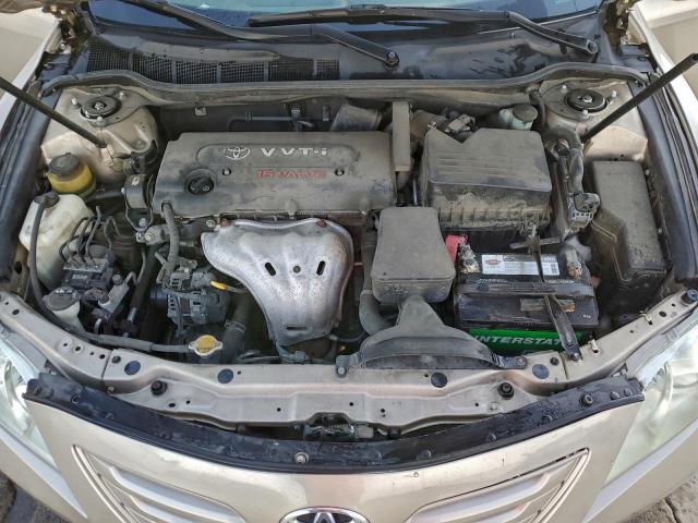 Toyota Camry Base Image 13