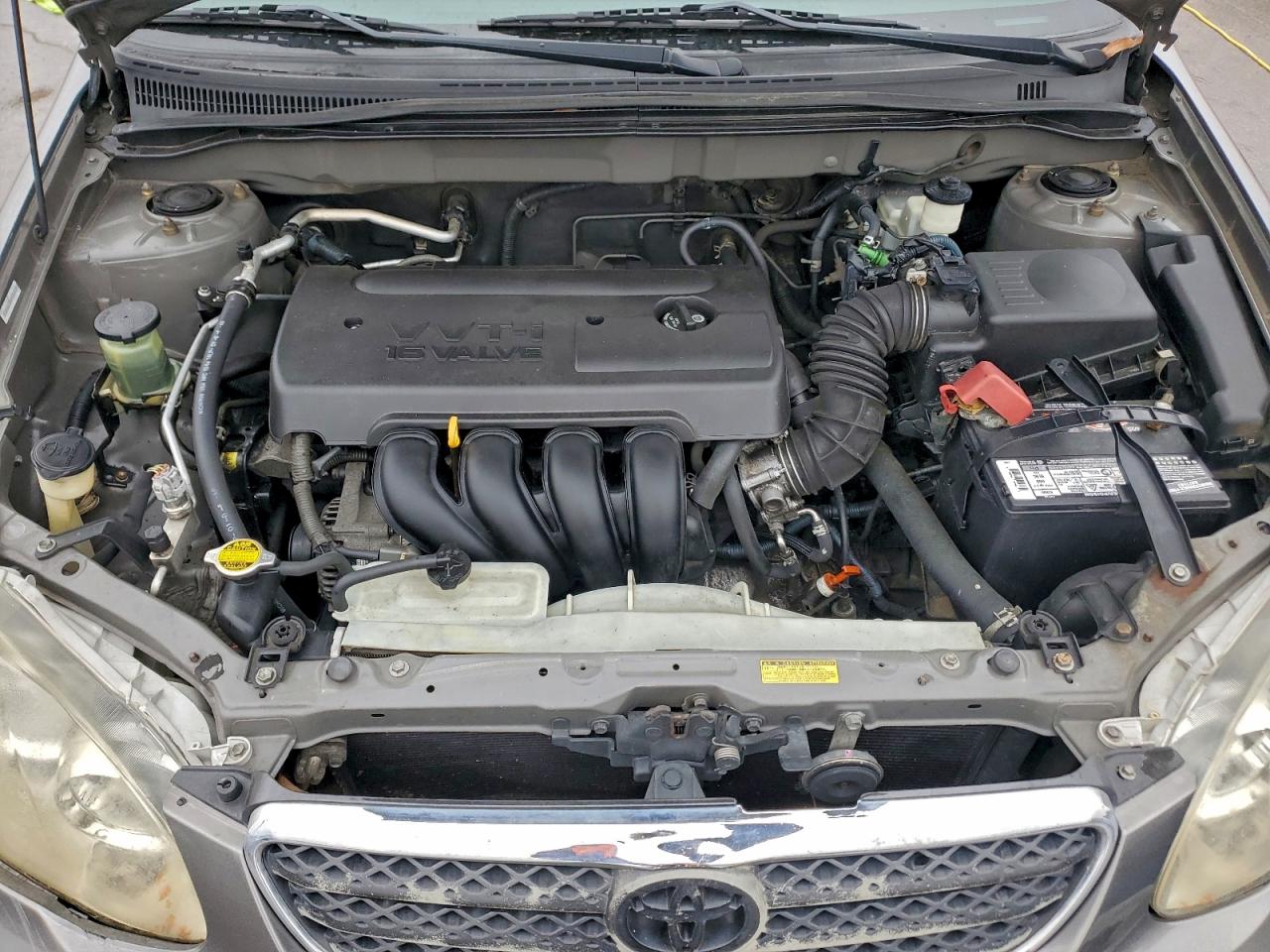 Toyota Corolla Ce Image 6