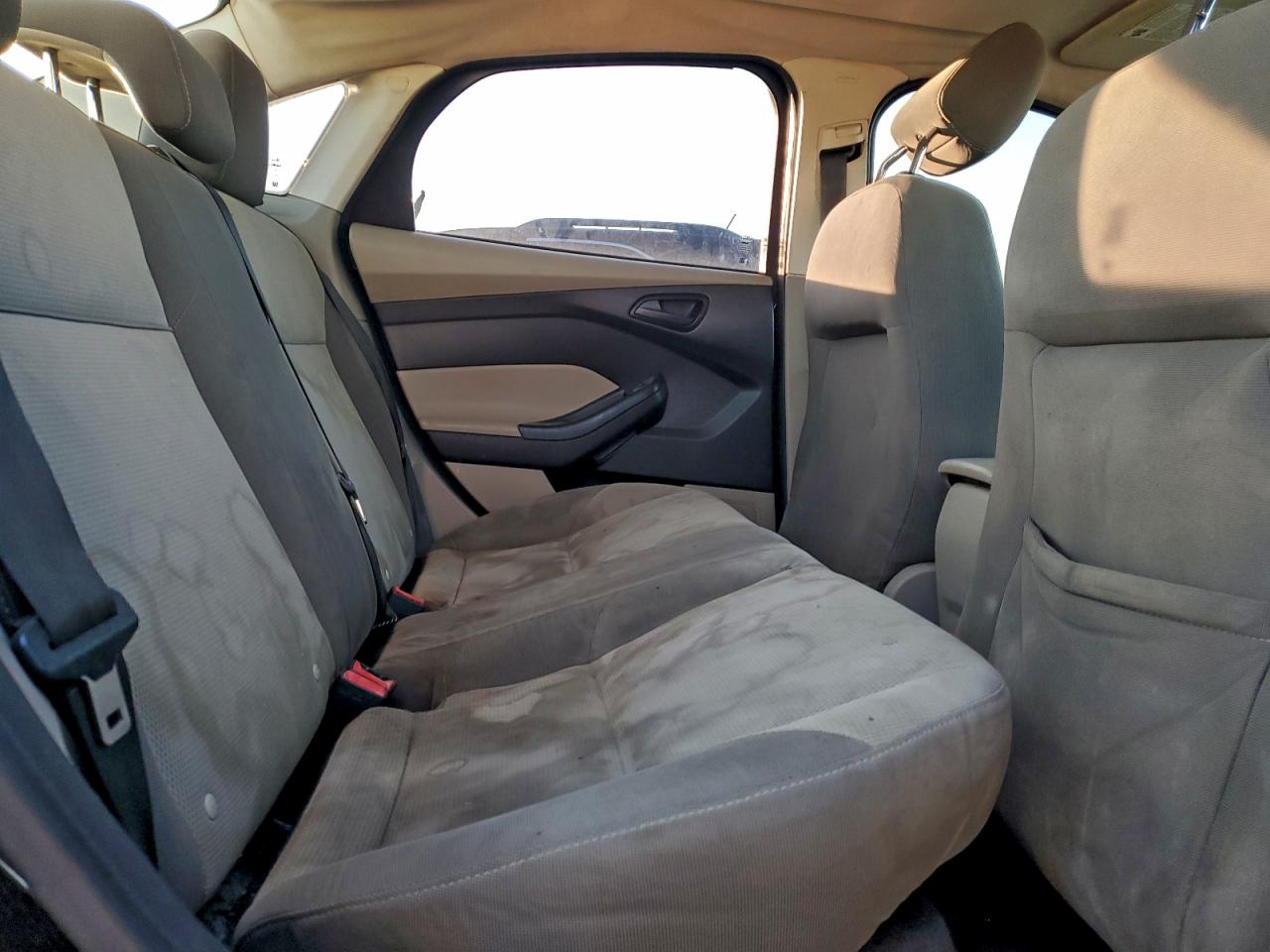 Ford Focus Se Image 8