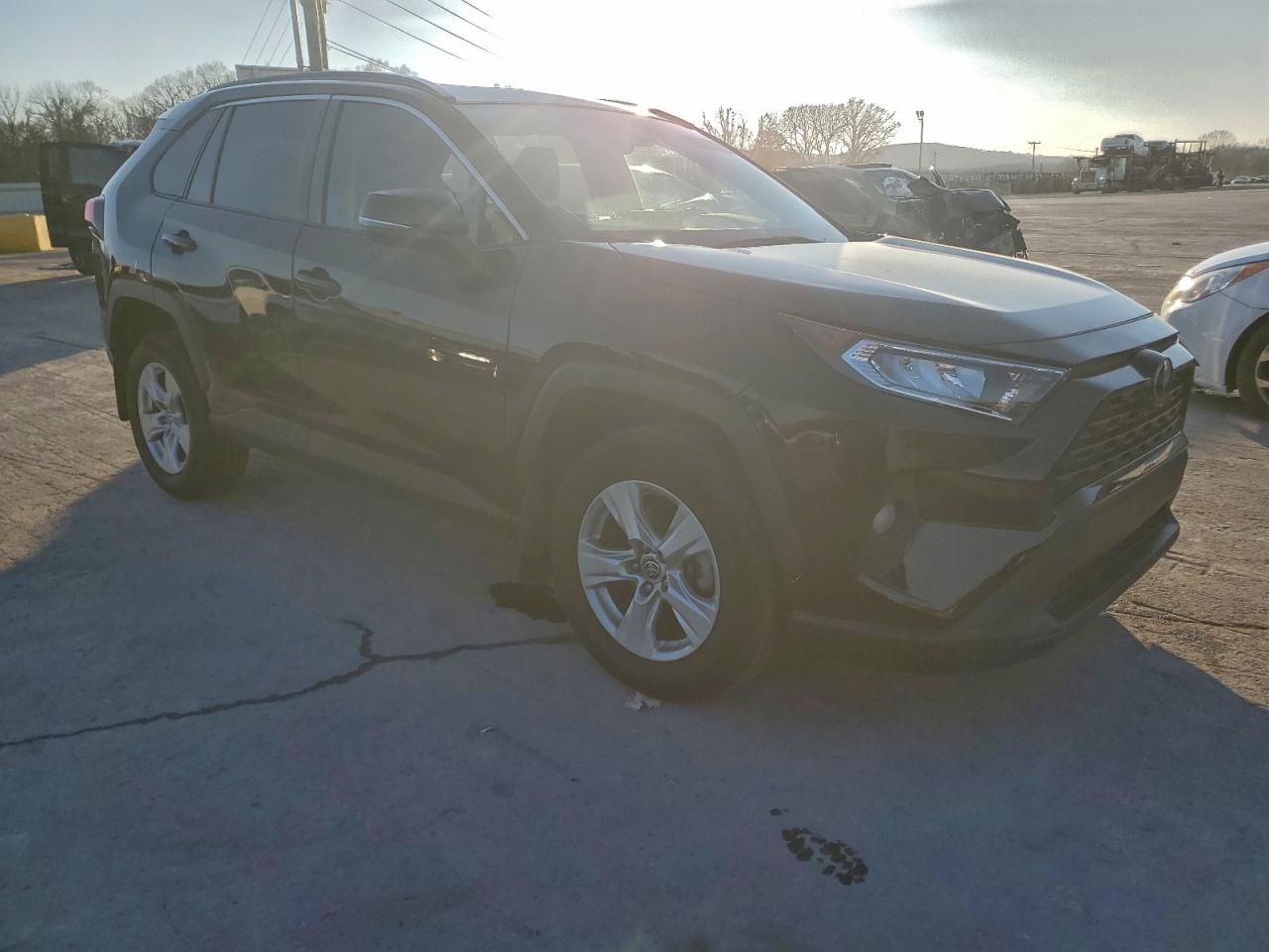 Toyota RAV4 Xle Image 11