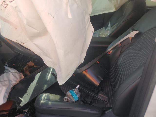 Toyota Camry Se Image 12