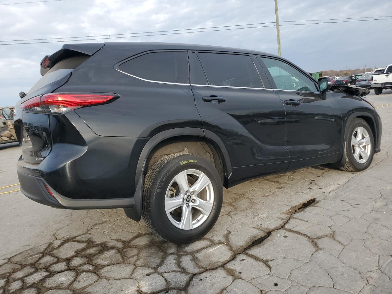 Toyota Highlander L Image 5