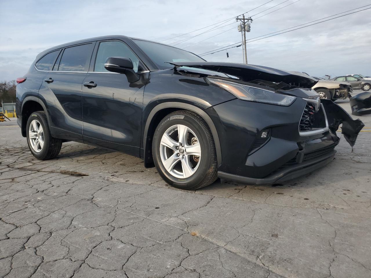 Toyota Highlander L Image 3