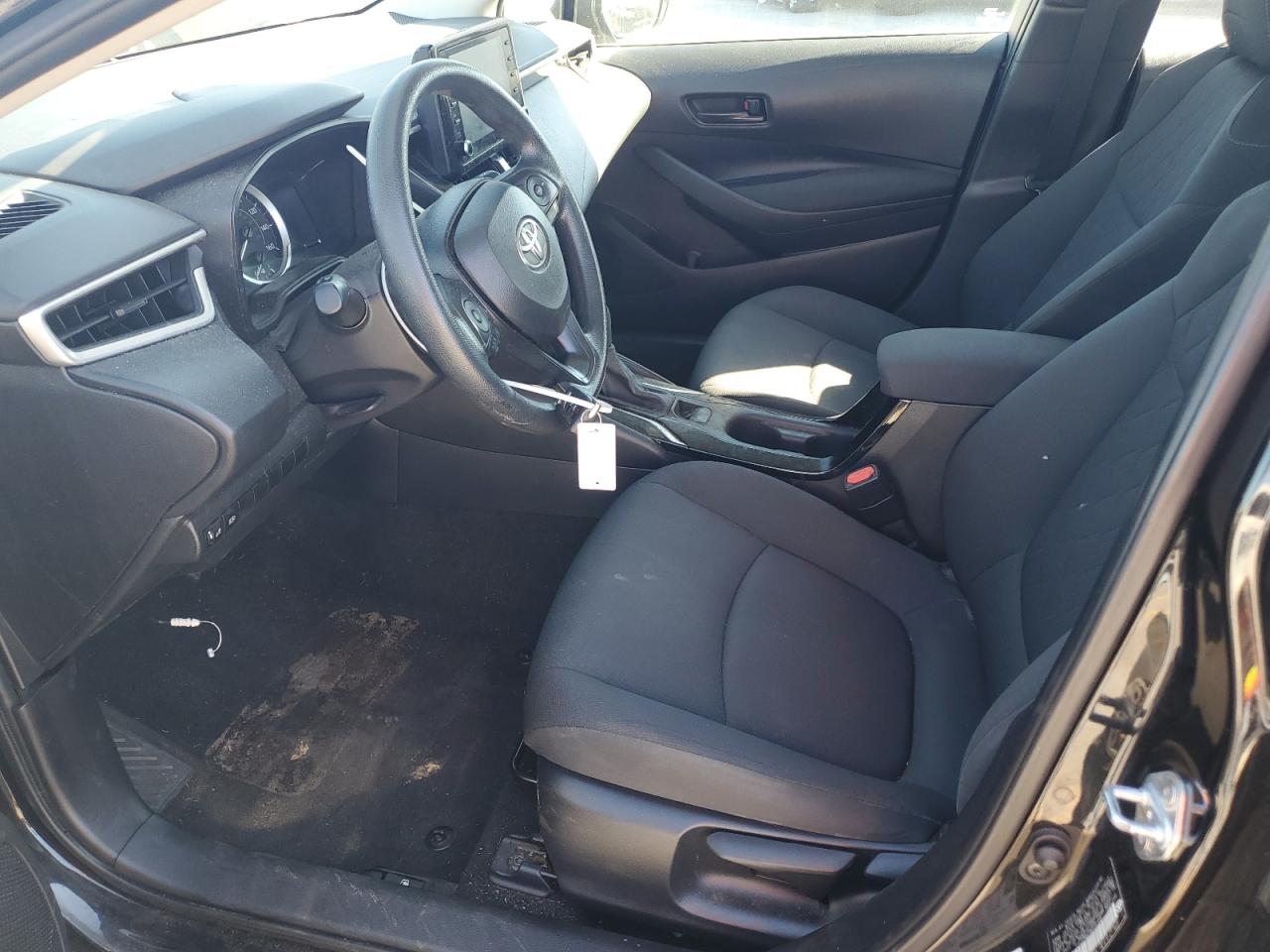 Toyota Corolla Le Image 5