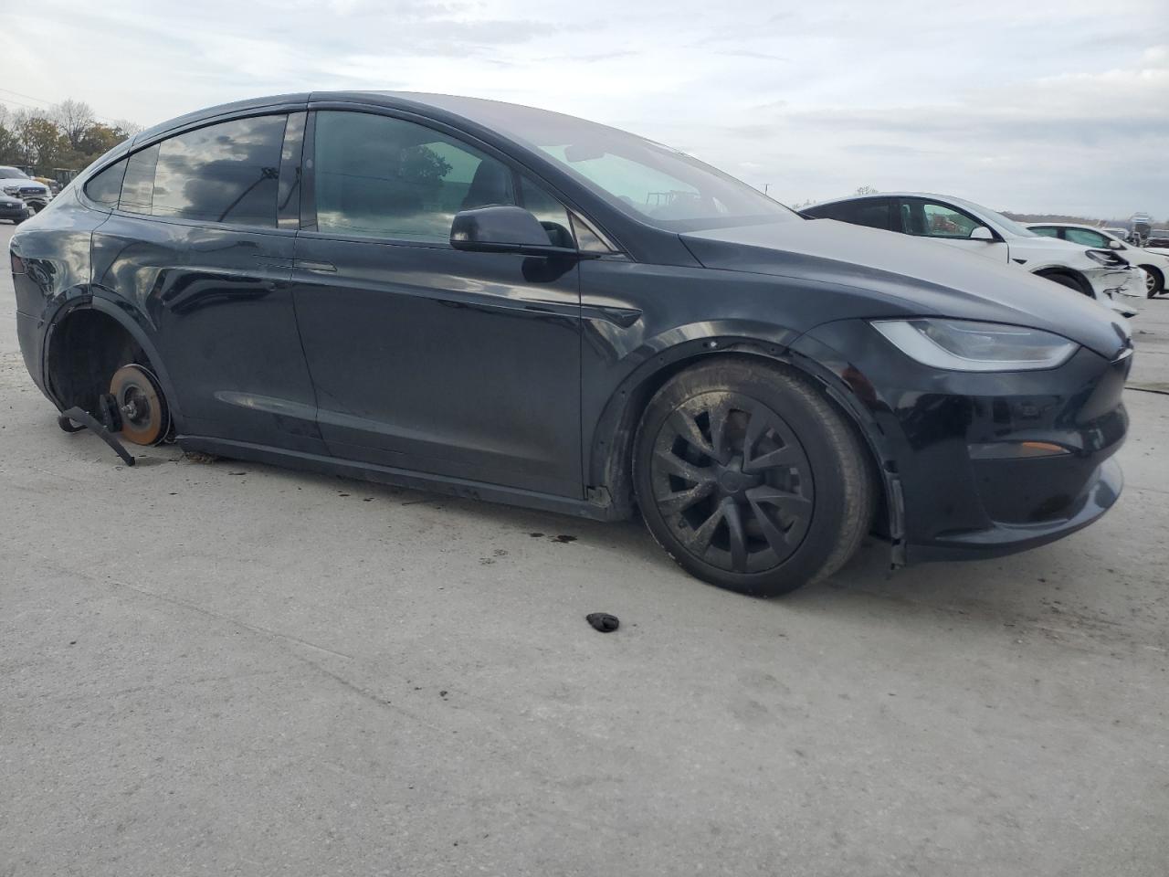 Tesla Model X Image 10