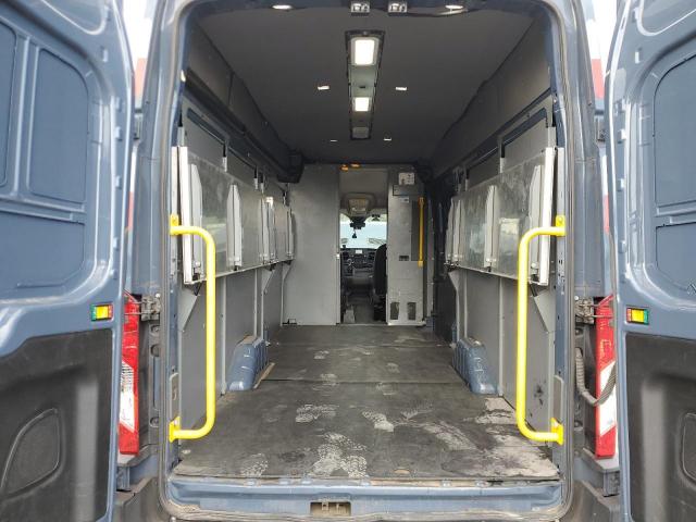 Ford Transit T-250 Image 7