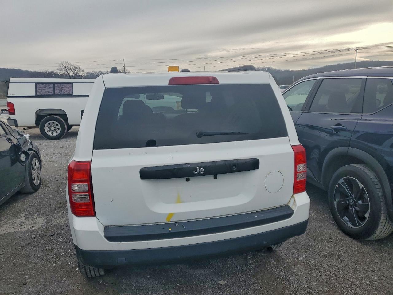 Jeep Patriot Sport Image 4