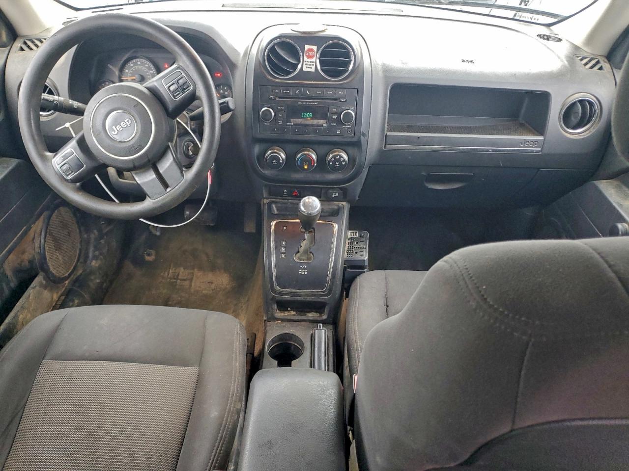 Jeep Patriot Sport Image 12