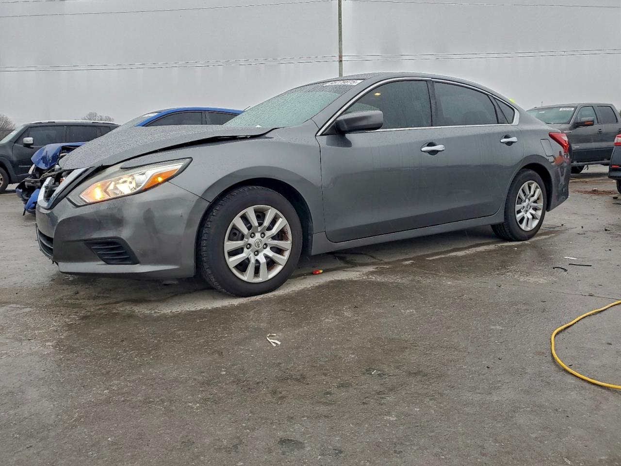 Nissan Altima 2.5 Image 1