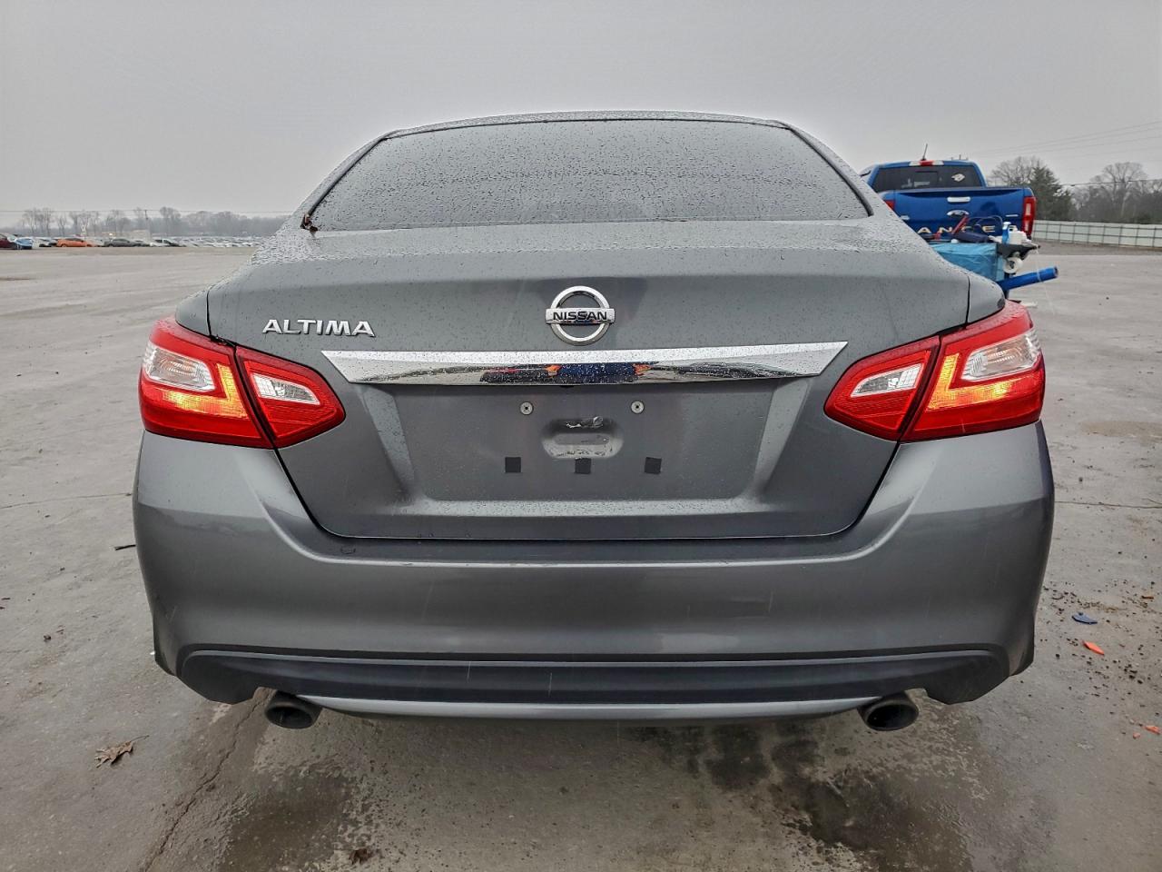 Nissan Altima 2.5 Image 4