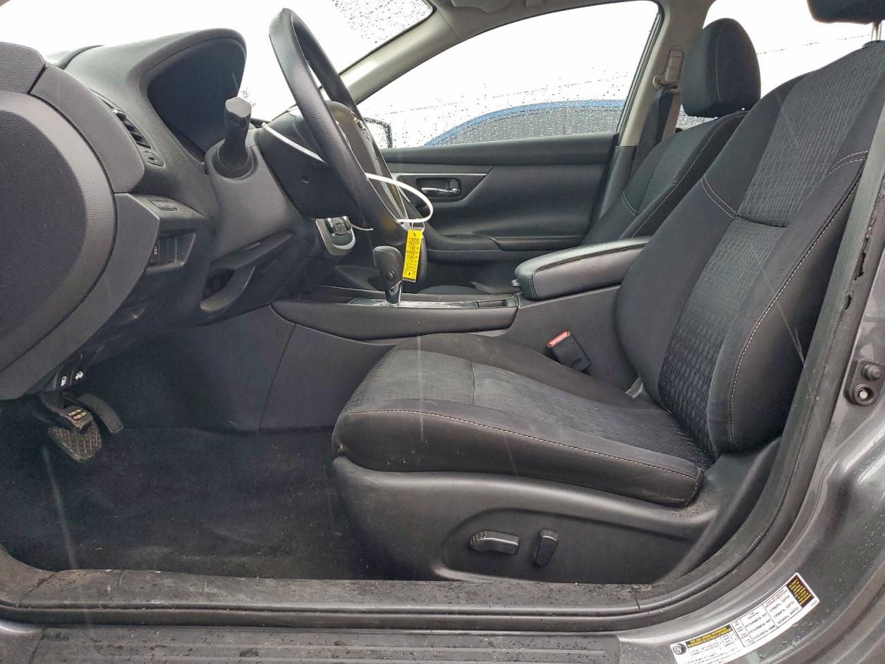 Nissan Altima 2.5 Image 8