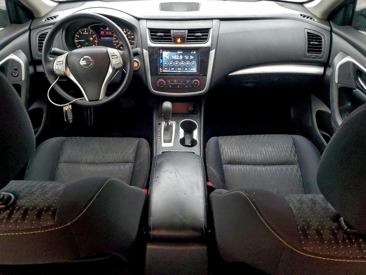Nissan Altima 2.5 Image 10