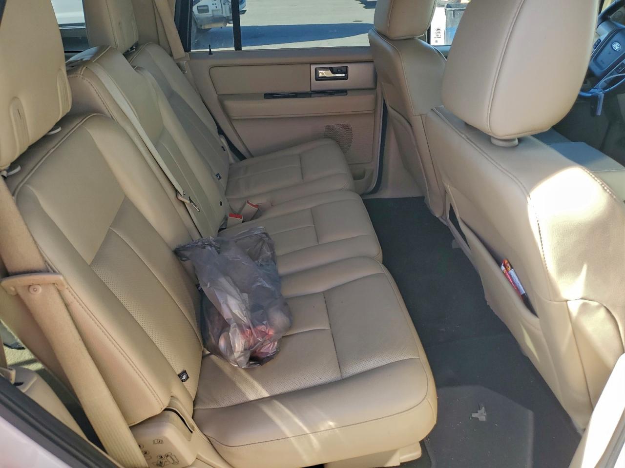 Ford Expedition Limited Image 4