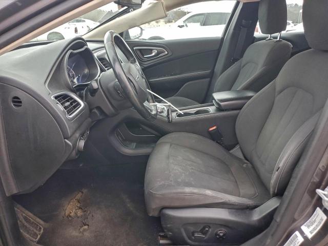 Chrysler 200 Limited Image 9