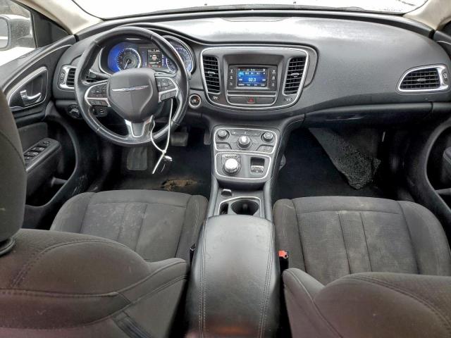 Chrysler 200 Limited Image 4