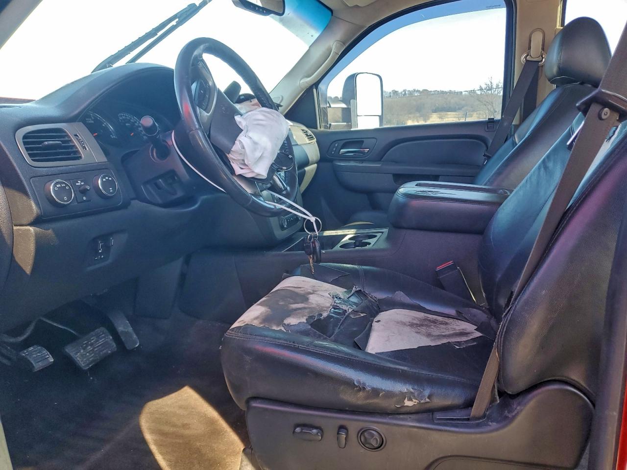 Chevrolet Silverado K3500 Ltz Image 5