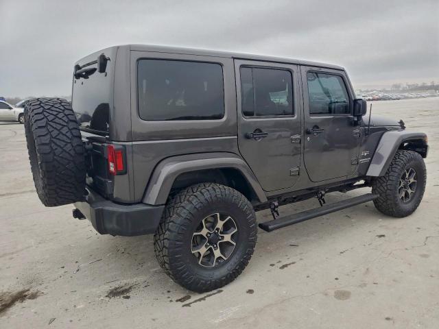 Jeep Wrangler Sahara Image 3