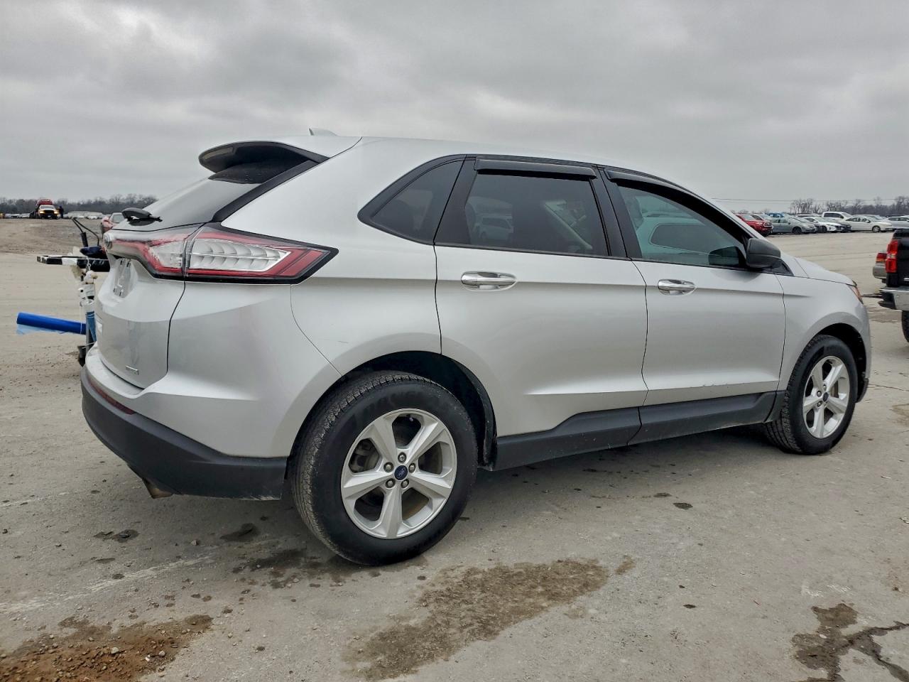 Ford Edge Se Image 4