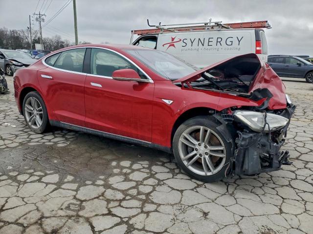 Tesla Model S 85d Image 12