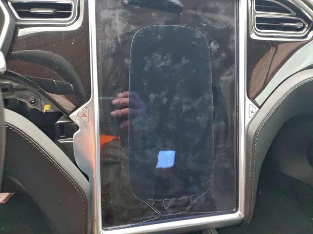 Tesla Model S 85d Image 8